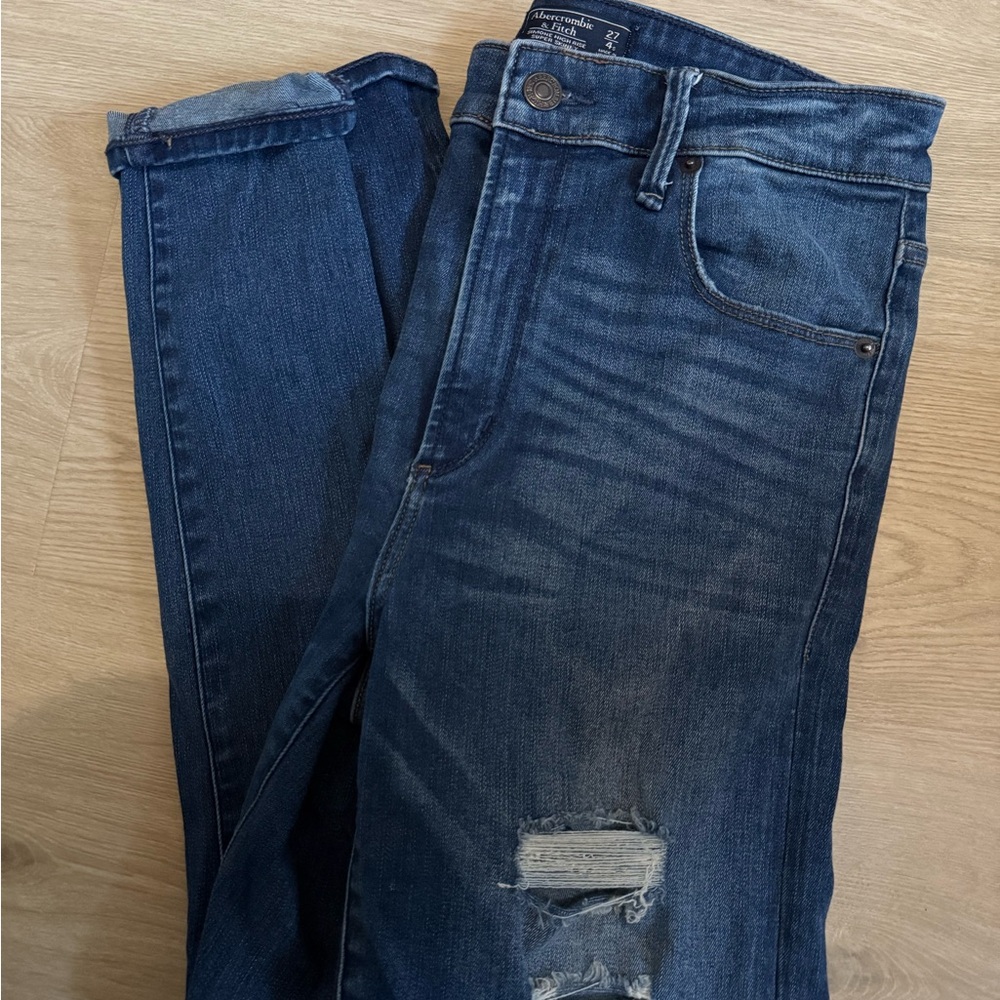 Abercrombie & Fitch size 4 Simone High Rose Super skinny Jean
